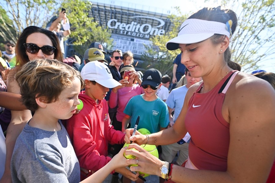 Player signing Autograph